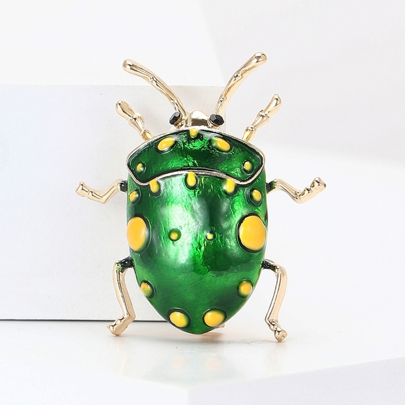 VQ Bug Brooch - Picture 3 of 3